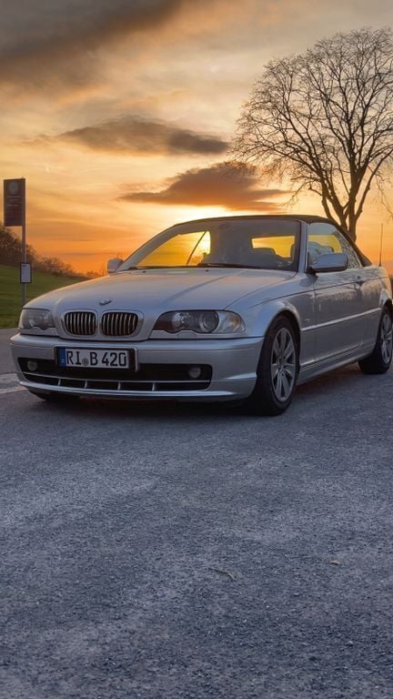 Silber Gebraucht 2001 BMW 320 Cabriolet Sport Line Cabrio | 6.999 € (Superpreis) - Bild 1/4