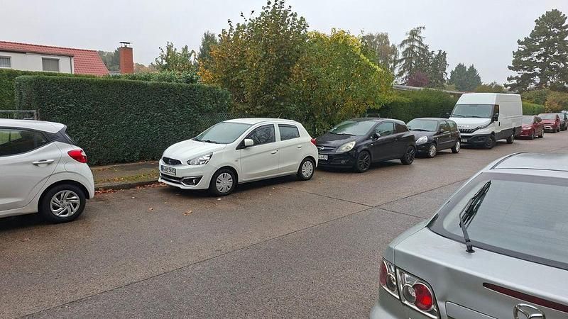 Weiß Gebraucht 2019 Mitsubishi Space Star Kleinwagen | 6.600 € (Guter Preis) - Bild 1/4