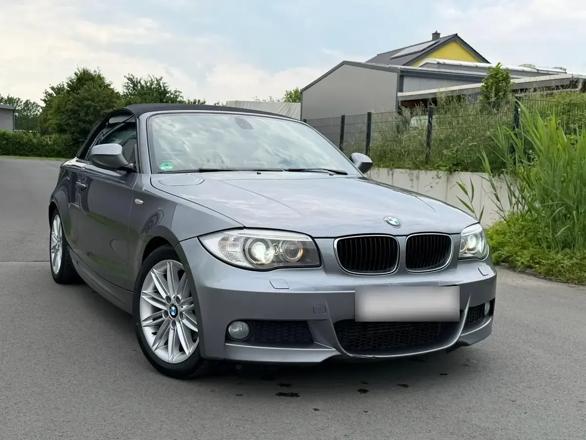 Gebraucht BMW 118 Cabriolet M Sport 143 PS (105 kW) 2011 Grau Cabrio