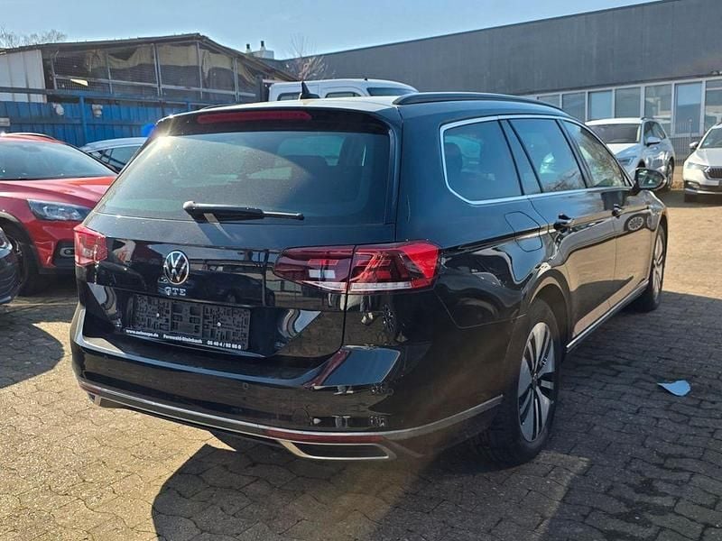 Gebraucht VW Passat GTE 218 PS (160 kW) 2021 Schwarz Kombi