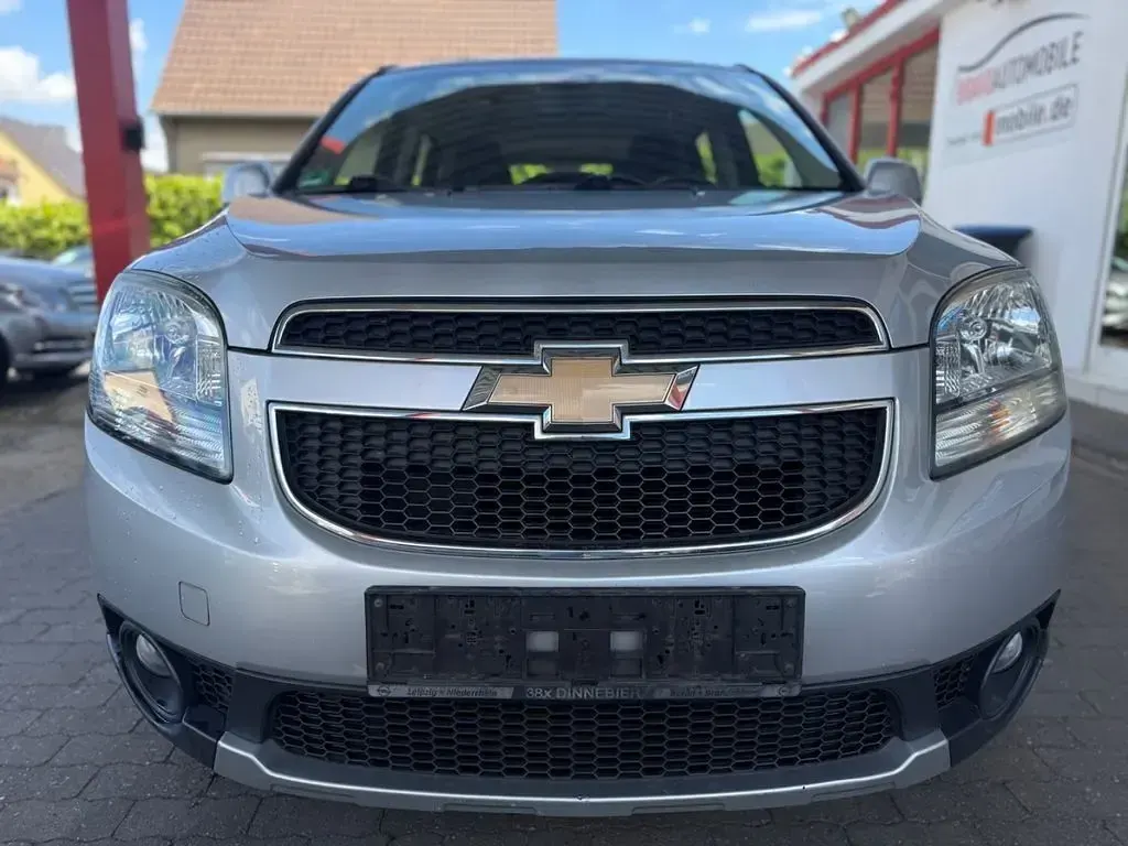 Gebraucht Chevrolet Orlando LT 163 PS (119 kW) 2011 Grau Van / Kleinbus