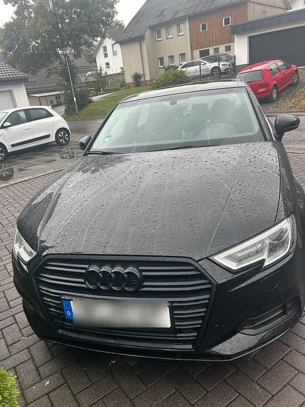 Schwarz Gebraucht 2016 Audi A3 Limousine | 16.000 € (Fairer Preis) - Bild 1/4