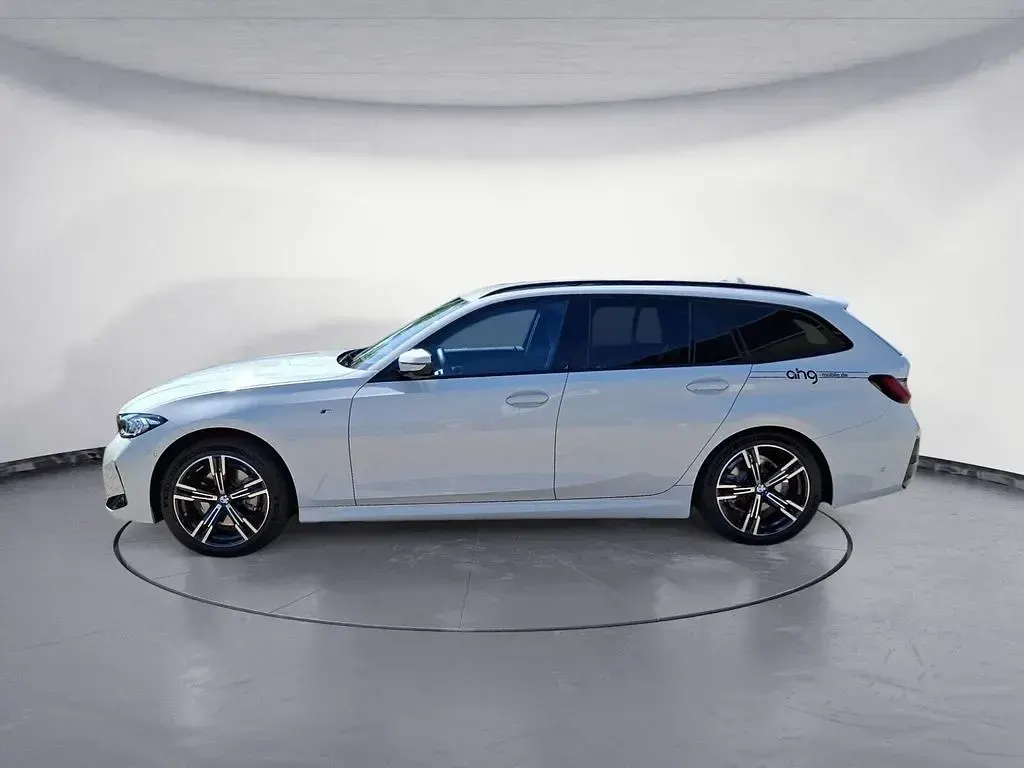 Gebraucht BMW 320 M Sport 190 PS (139 kW) 2026 Alpinweiß uni Kombi
