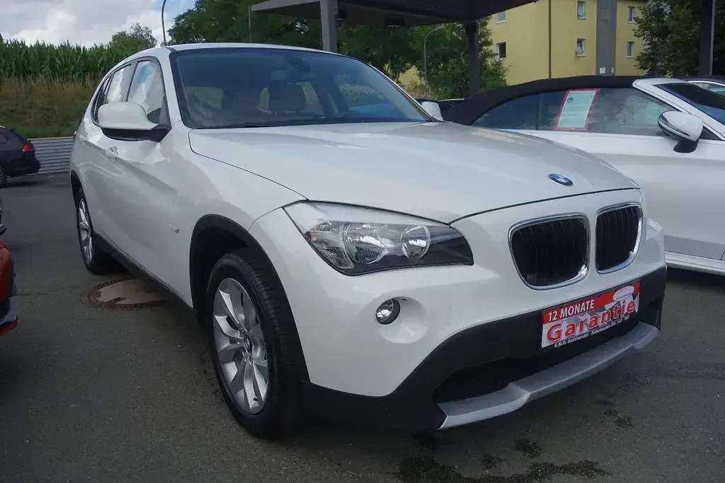 Gebraucht BMW X1 Sport Line 143 PS (105 kW) 2012 Weiß SUV