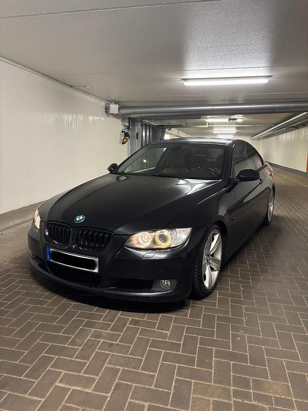 Gebraucht BMW 330 272 PS (200 kW) 2007 Schwarz Coupé