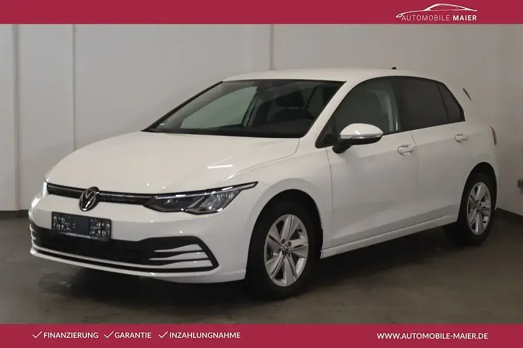 Gebraucht VW Golf VIII Life 116 PS (85 kW) 2023 Pure white Limousine
