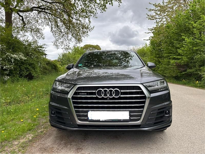 Gebraucht Audi Q7 S-Line 272 PS (200 kW) 2016 Grau SUV