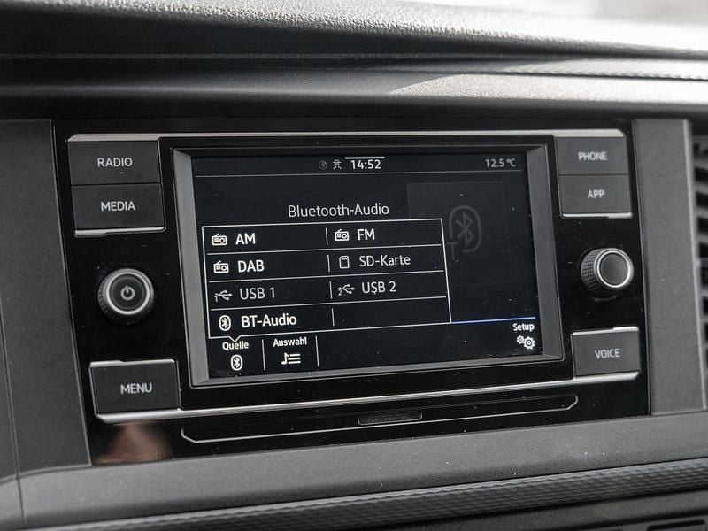 Gebraucht VW Transporter S 110 PS (80 kW) 2023 Grau Van