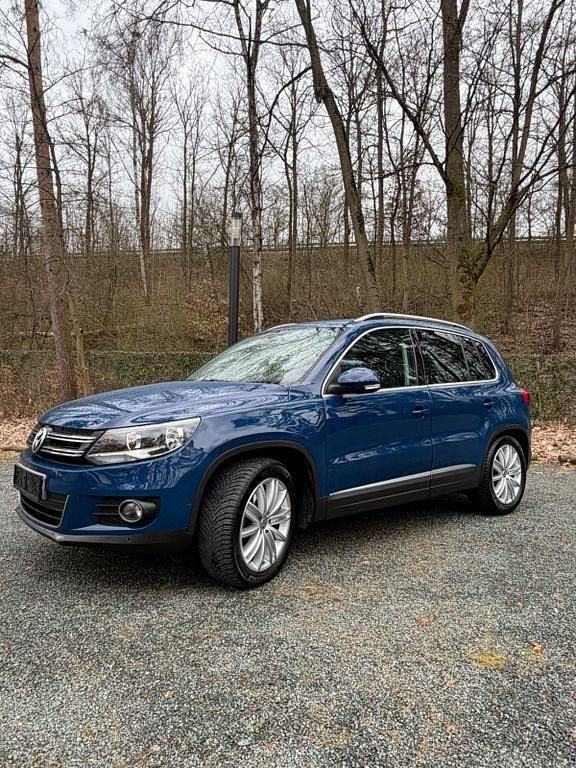 Gebraucht VW Tiguan 140 PS (102 kW) 2012 Blau SUV