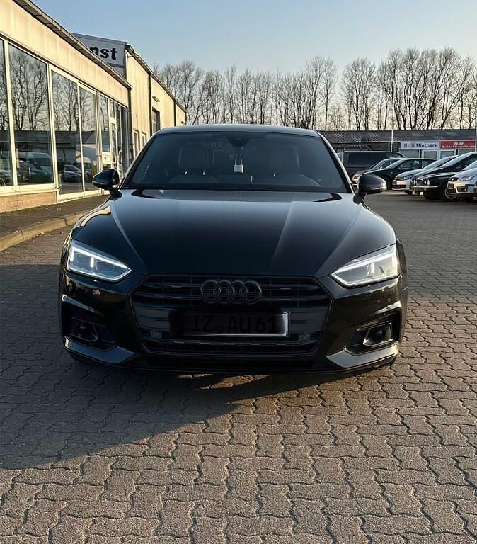 Schwarz Gebraucht 2016 Audi A5 Ambiente Coupé | 19.450 € (Teuer) - Bild 1/4