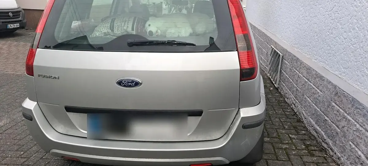 Brugt Ford Fusion 2004 Sølv Hatchback