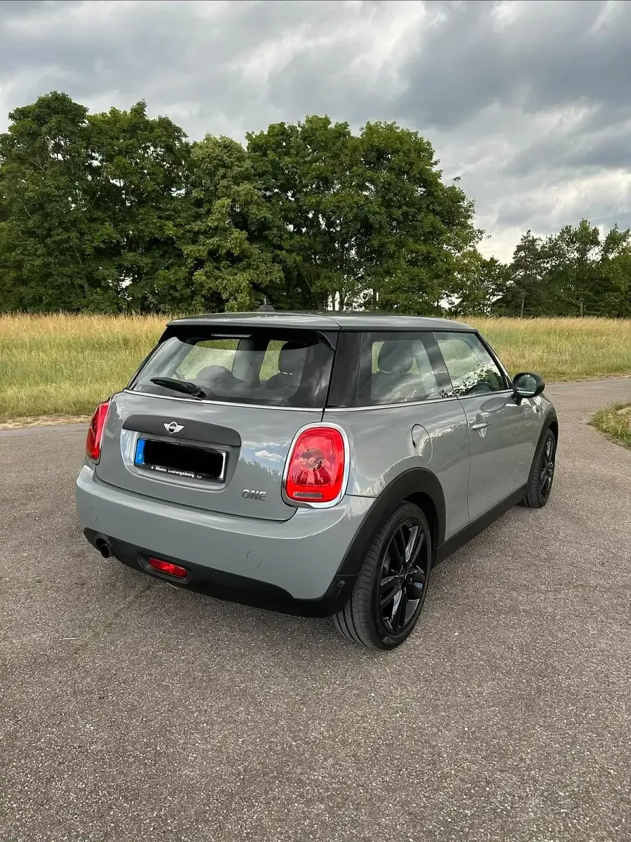 Gebraucht Mini Cooper 75 PS (55 kW) 2016 Grau Kleinwagen