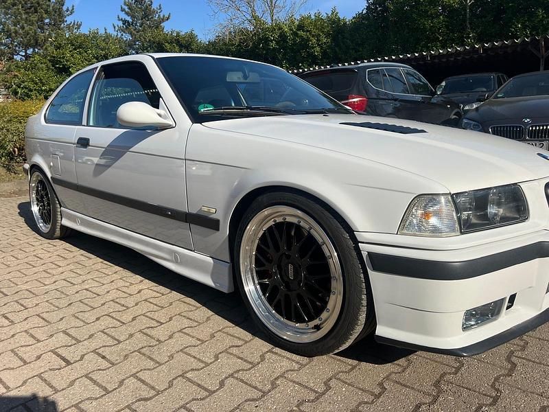 Gebraucht BMW M3 Basis 470 PS (345 kW) 1998 Weiß Coupé