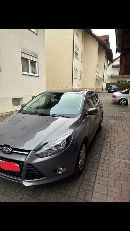 Gebraucht Ford Focus Titanium 150 PS (110 kW) 2012 Braun Limousine