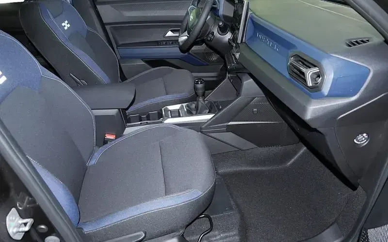 Gebraucht Dacia Duster Journey 140 PS (102 kW) 2025 Schwarz SUV