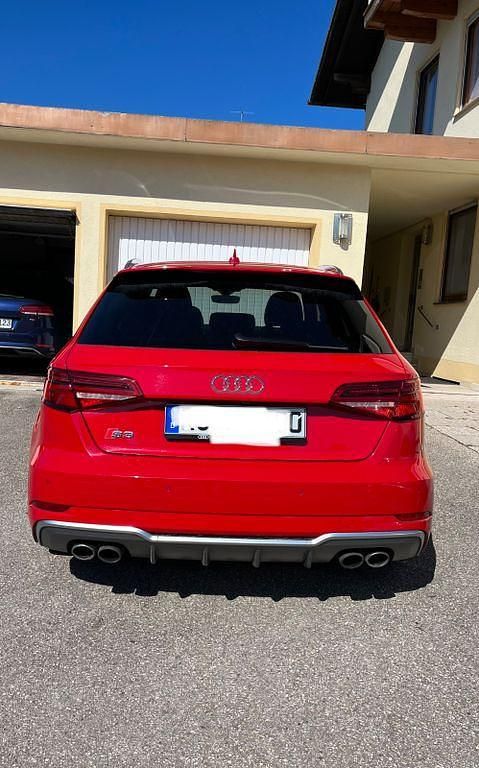 Gebraucht Audi S3 Sport 310 PS (228 kW) 2017 Rot Limousine