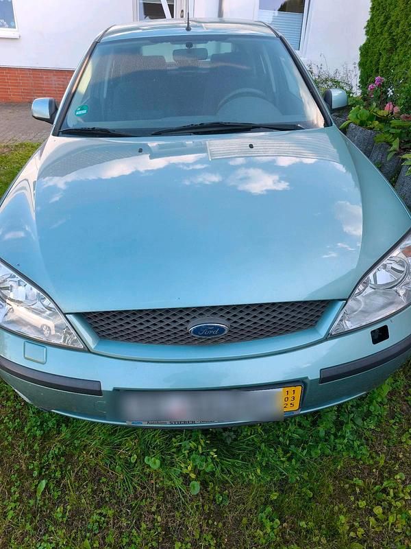 Grün Gebraucht 2001 Ford Mondeo Limousine | 1.200 € (Guter Preis) - Bild 1/4