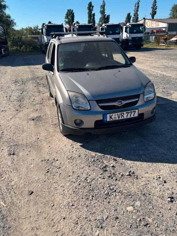 Grau Gebraucht 2004 Suzuki Ignis Kleinwagen | 774 € (Superpreis) - Bild 1/4