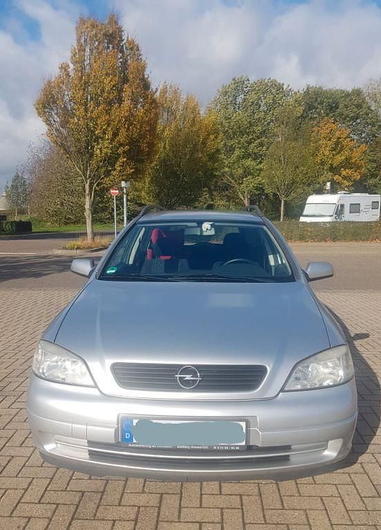 Silber Gebraucht 2000 Opel Astra Edition Kombi | 1.100 € (Fairer Preis) - Bild 1/4