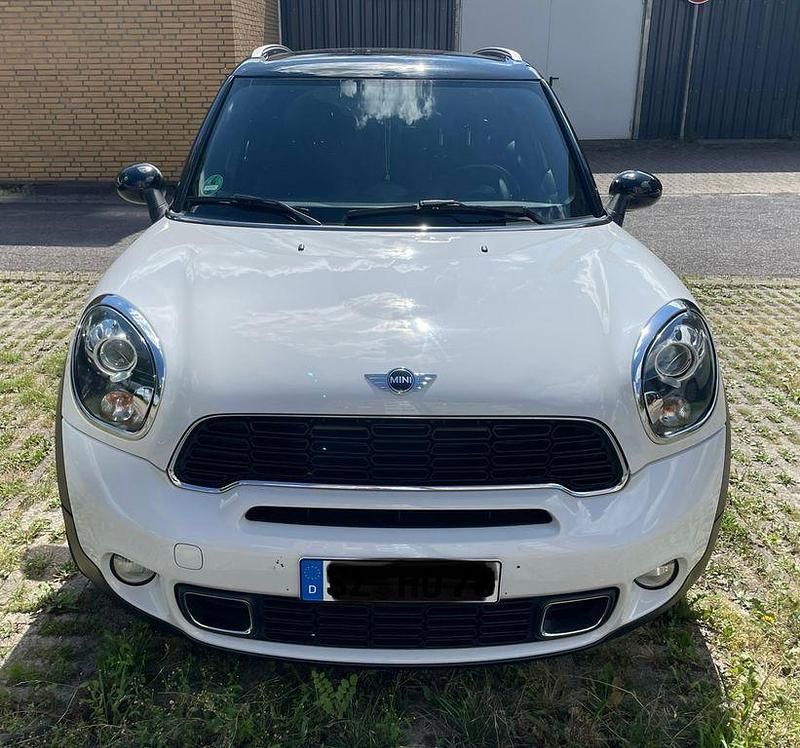 Weiß Gebraucht 2012 Mini Cooper SD Countryman SUV | 9.900 € (Fairer Preis) - Bild 1/4
