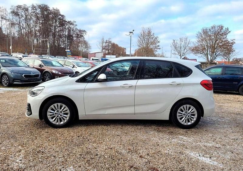 Gebraucht BMW 218 Advantage 150 PS (110 kW) 2021 Alpinweiss iii Van / Kleinbus