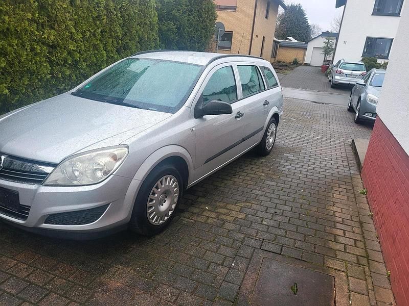 Gebraucht Opel Astra 90 PS (66 kW) 2007 Silber Kombi