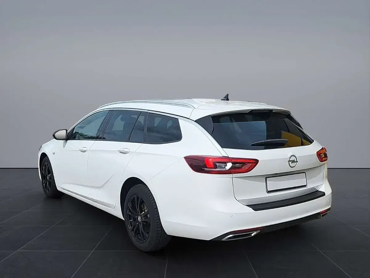 Gebraucht Opel Insignia Business 174 PS (127 kW) 2023 Weiß Kombi