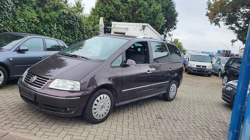 Braun Gebraucht 2007 VW Sharan Pacific Van / Kleinbus | 3.666 € (Fairer Preis) - Bild 1/4