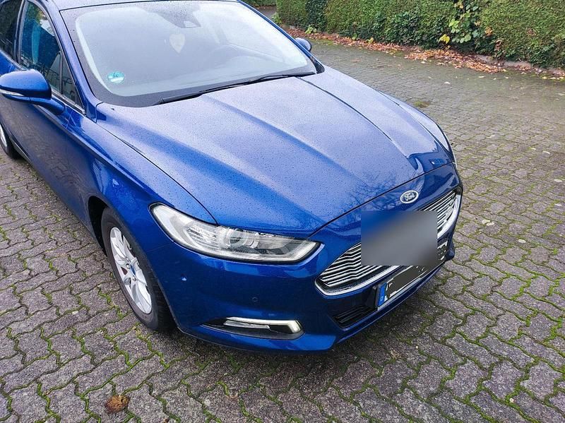 Blau Gebraucht 2016 Ford Mondeo Business Edition Limousine | 9.500 € (Fairer Preis) - Bild 1/4