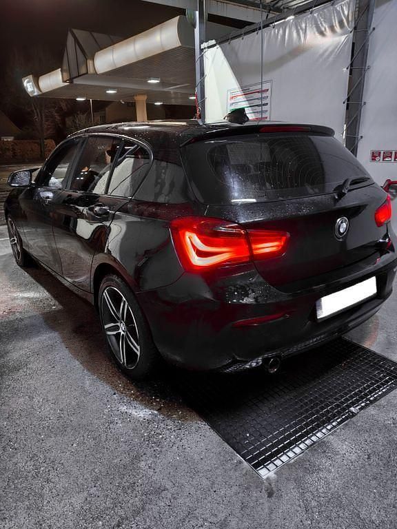 Gebraucht BMW 116 Efficient Dynamics 116 PS (85 kW) 2015 Schwarz Kleinwagen