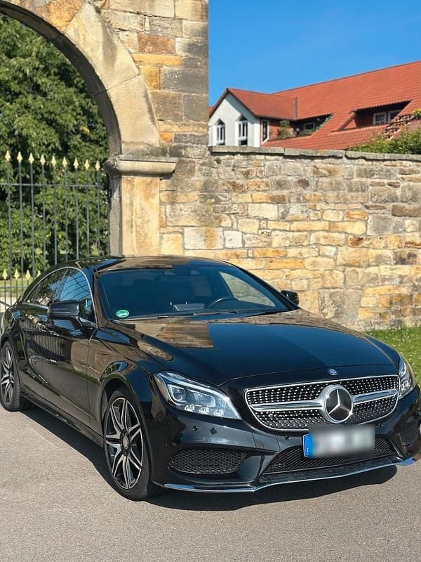 Schwarz Gebraucht 2017 Mercedes CLS350 Coupé | 19.999 € (Fairer Preis) - Bild 1/4