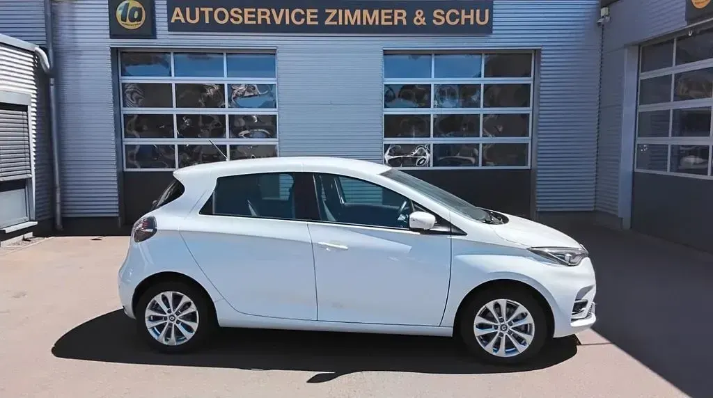 Gebraucht Renault Zoe Experience 50 kW (69 PS) 2022 Weiß Kleinwagen