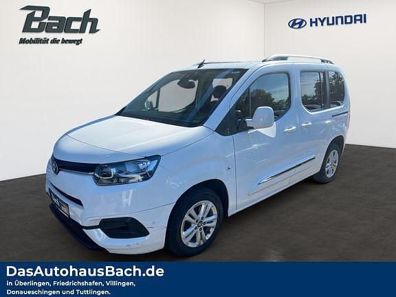 Schaumweiß Gebraucht 2020 Toyota Proace Verso City Kombi | 20.830 € (Guter Preis) - Bild 1/4
