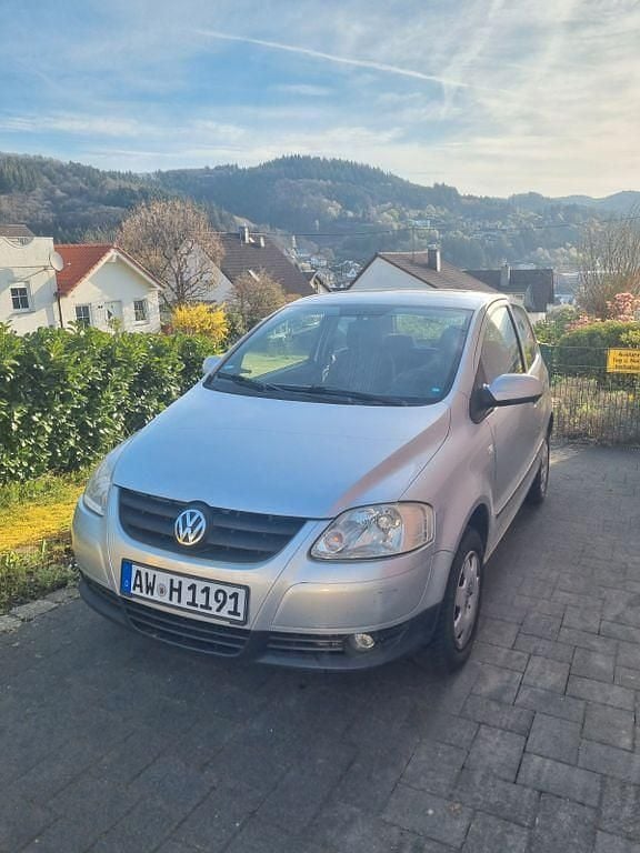 Gebraucht VW Fox 60 PS (44 kW) 2005 Silber Kleinwagen