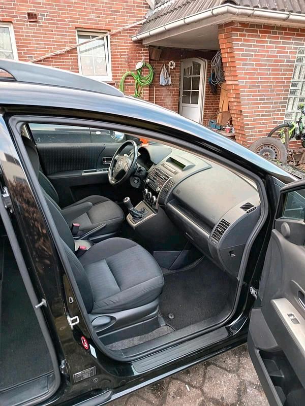 Gebraucht Mazda 5 143 PS (105 kW) 2010 Schwarz Van / Kleinbus