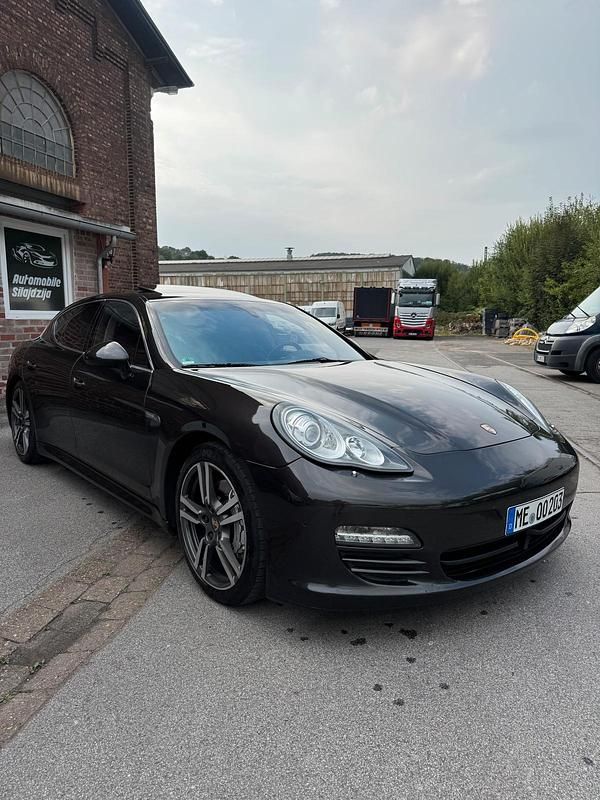 Gebraucht Porsche Panamera 4S 400 PS (294 kW) 2010 Grau Limousine