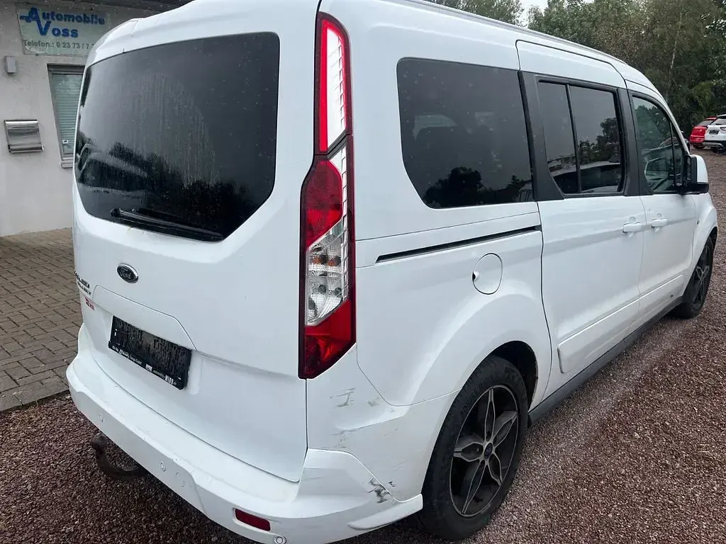 Gebraucht Ford Tourneo Connect Titanium 120 PS (88 kW) 2016 Weiß Van / Kleinbus