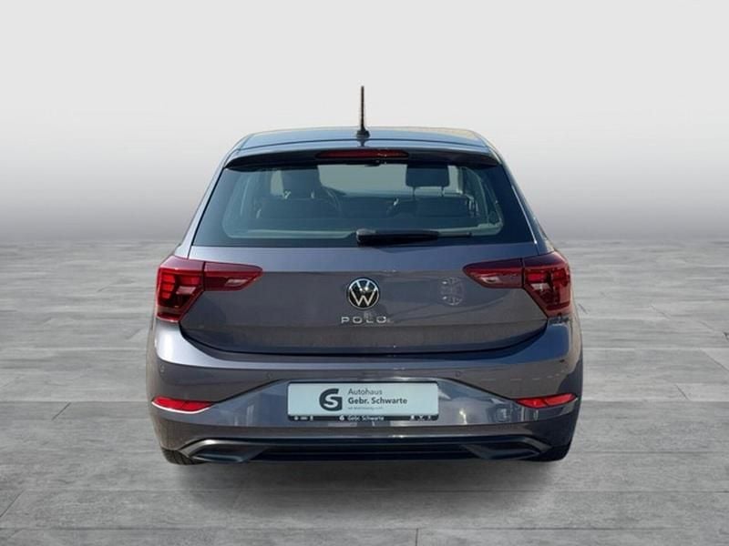 Używany VW Polo Basis 80 KM (58 kW) 2023 Szary Hatchback