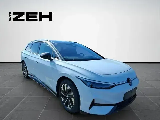 Gebraucht VW ID.7 Pro 210 kW (286 PS) 2025 Gletscherweiß metallic Kombi