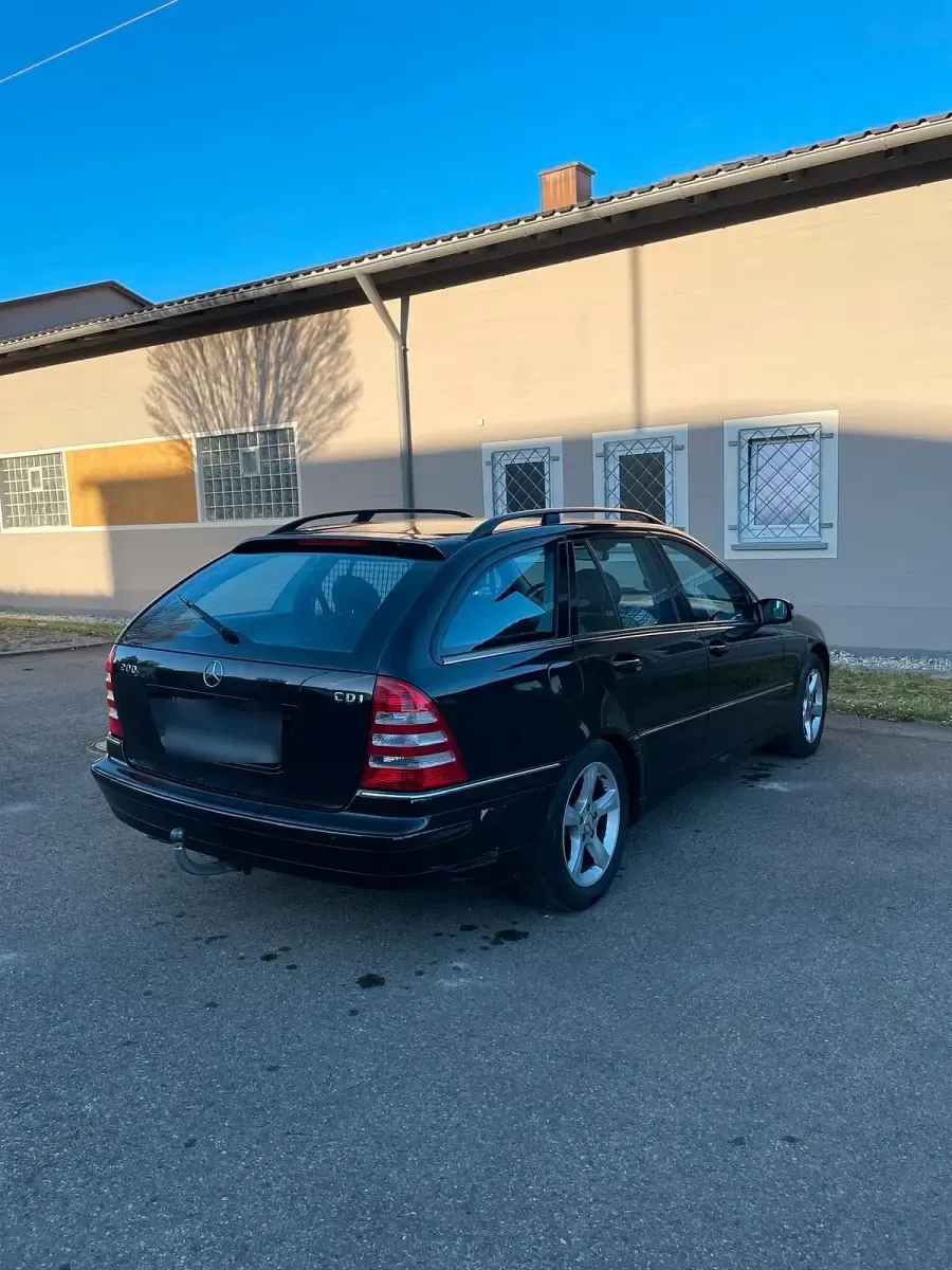 Gebraucht Mercedes C200 122 PS (89 kW) 2004 Schwarz Kombi