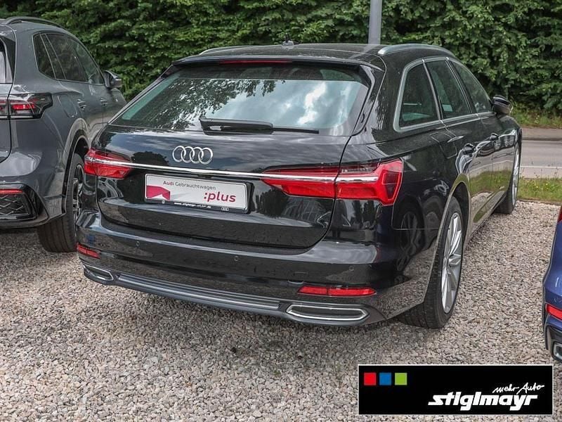 Gebraucht Audi A6 Sport 265 PS (194 kW) 2022 Mythosschwarz metallic (metallic) Kombi