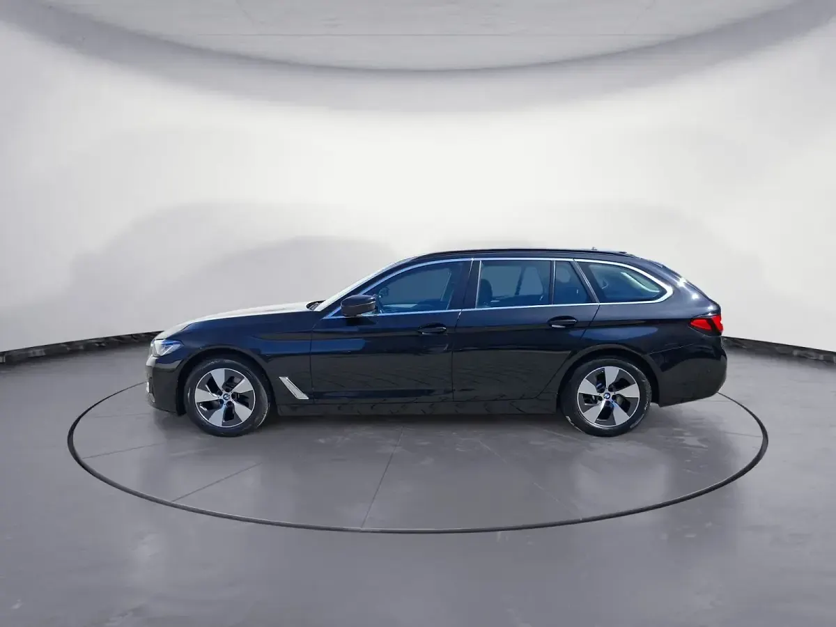 Używany BMW 520 Sport Line 190 KM (139 kW) 2022 Kombi