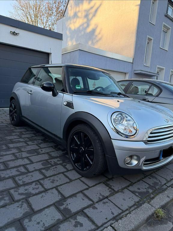 Gebraucht Mini Cooper Chili 120 PS (88 kW) 2009 Silber Kleinwagen