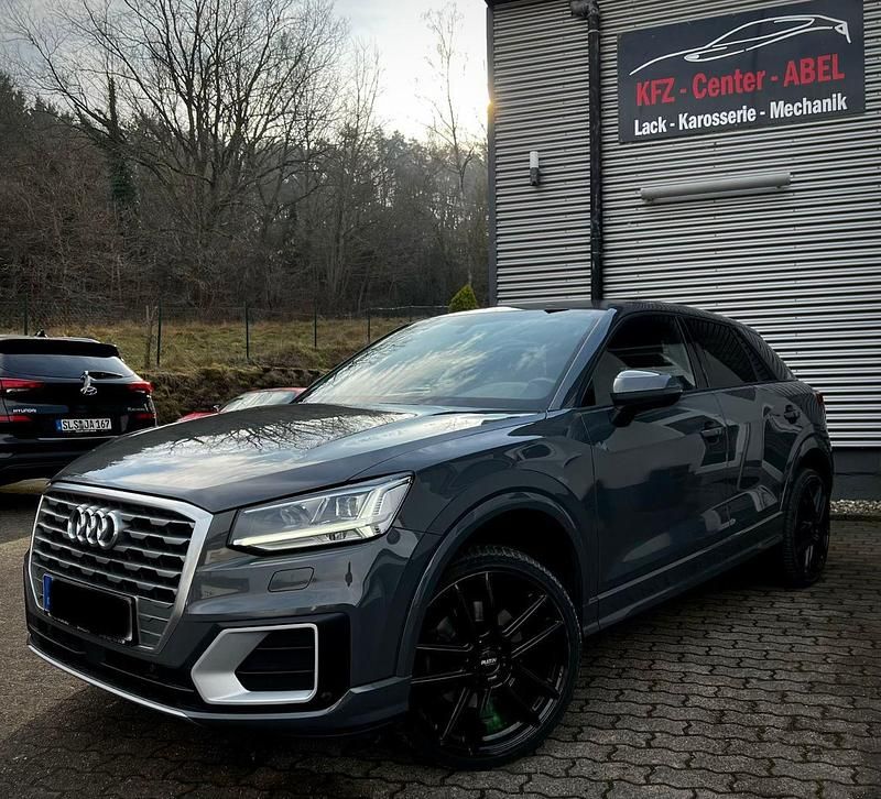 Gebraucht Audi Q2 Sport 150 PS (110 kW) 2017 Grau SUV