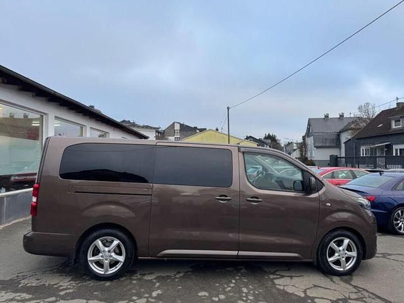 Gebraucht Toyota Proace Verso 150 PS (110 kW) 2018 Braun Kombi