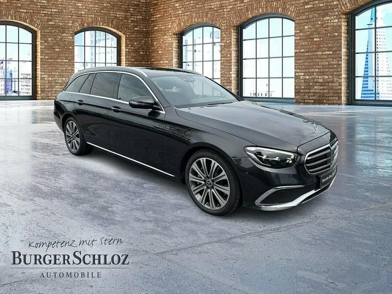Gebraucht Mercedes E400 330 PS (242 kW) 2022 Metalliclack graphitgrau Kombi