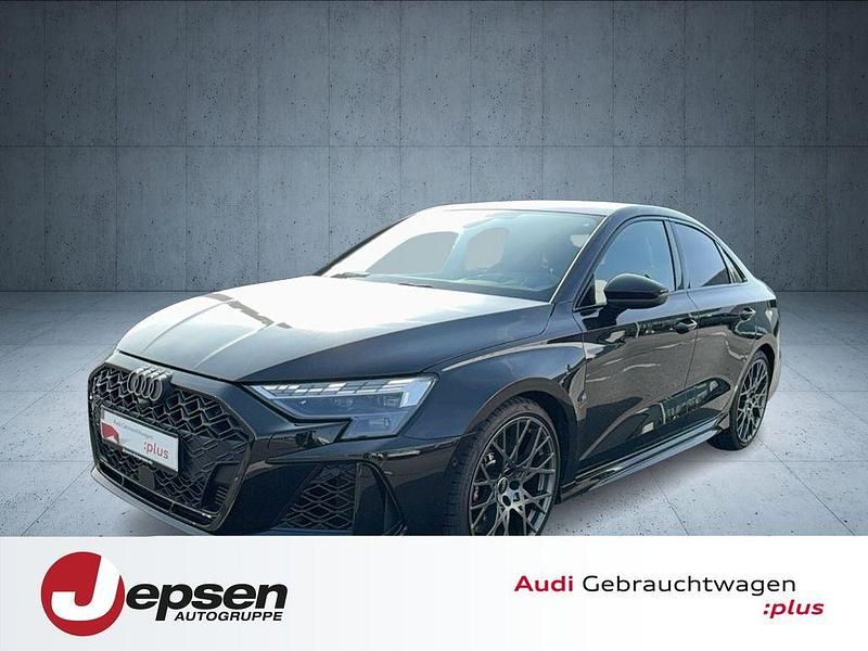Gebraucht Audi RS3 Ambiente 400 PS (294 kW) 2025 Mythosschwarz metallic Limousine