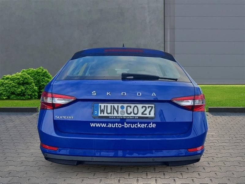 Usata Skoda Superb Active 150 CV (110 kW) 2019 Blu Station wagon