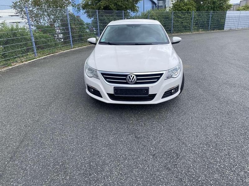 Gebraucht VW Passat Comfortline 160 PS (117 kW) 2009 Candyweiß Limousine