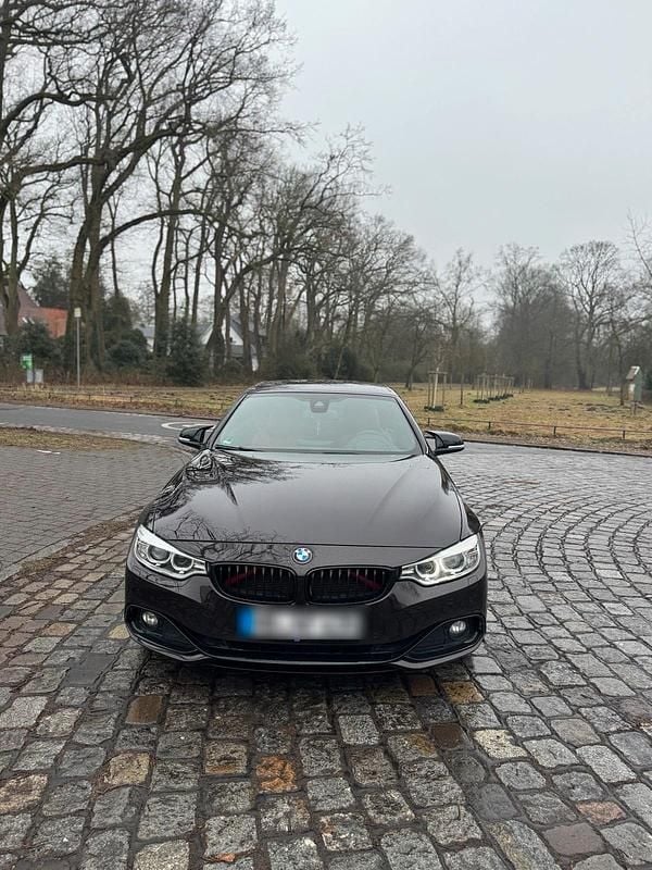Gebraucht BMW 435 Sport Line 306 PS (225 kW) 2014 Braun Cabrio